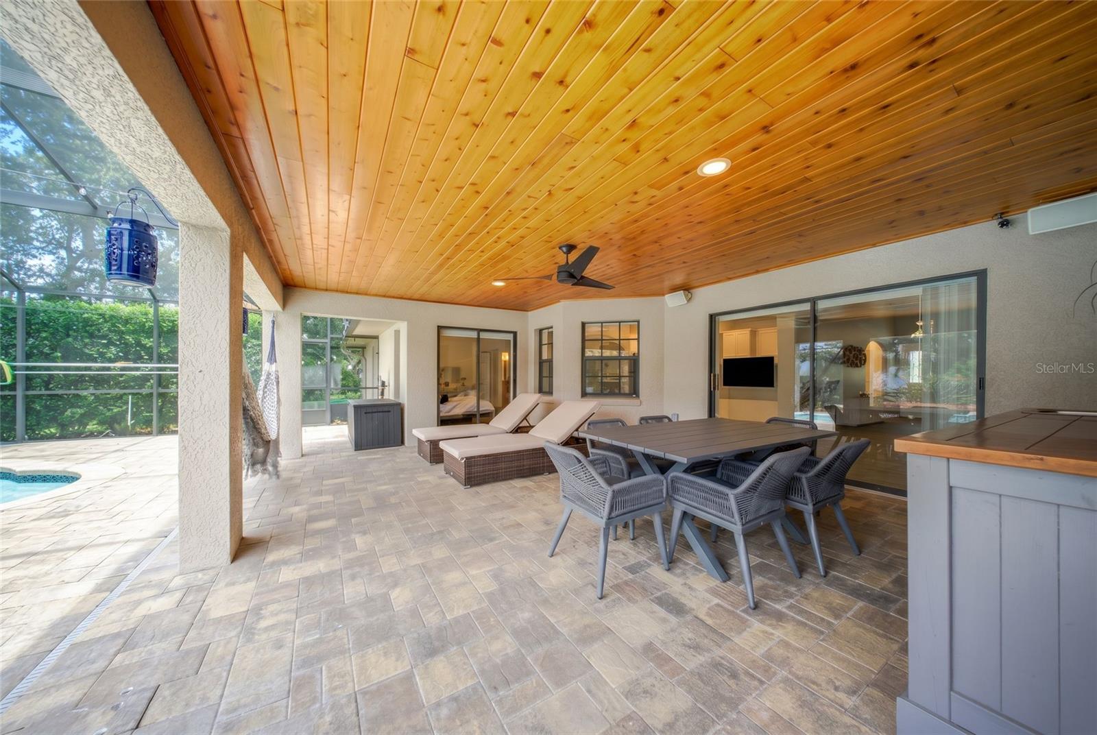 EAST LAKE RESERVE AT NARCOOSSEE UNIT 4 - Residential
