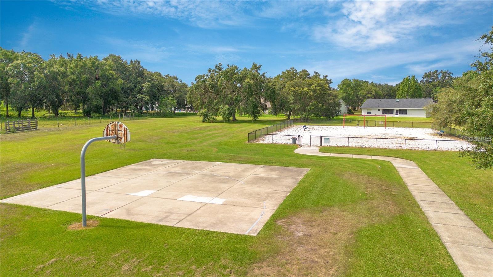 EAST LAKE RESERVE AT NARCOOSSEE UNIT 4 - Residential