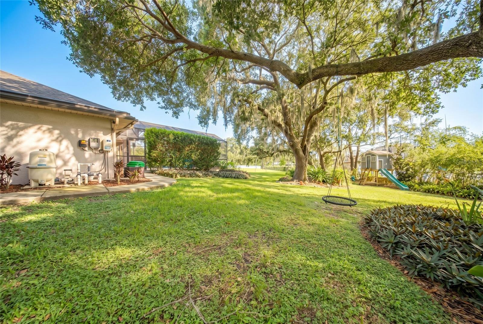 EAST LAKE RESERVE AT NARCOOSSEE UNIT 4 - Residential