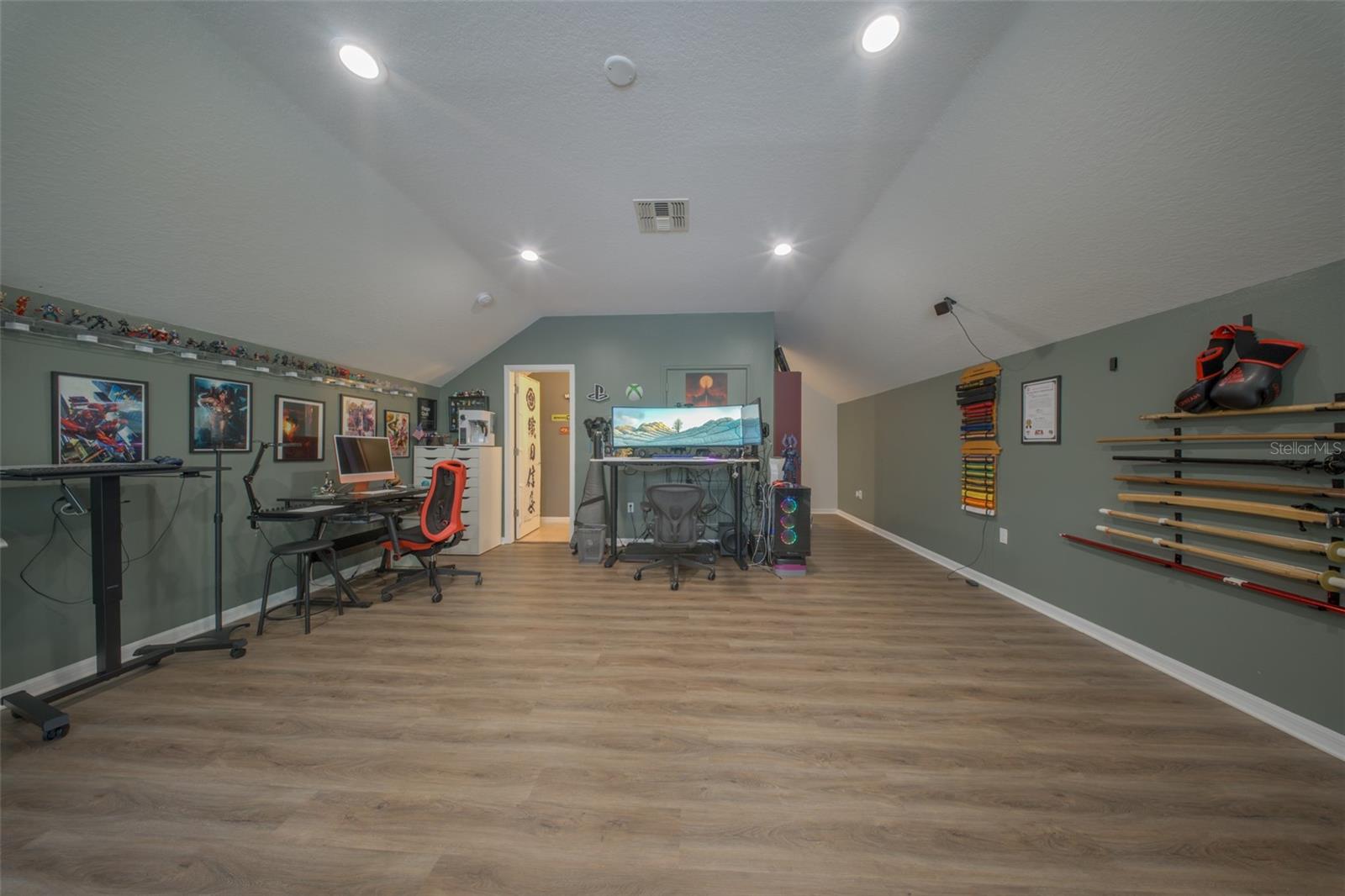 EAST LAKE RESERVE AT NARCOOSSEE UNIT 4 - Residential