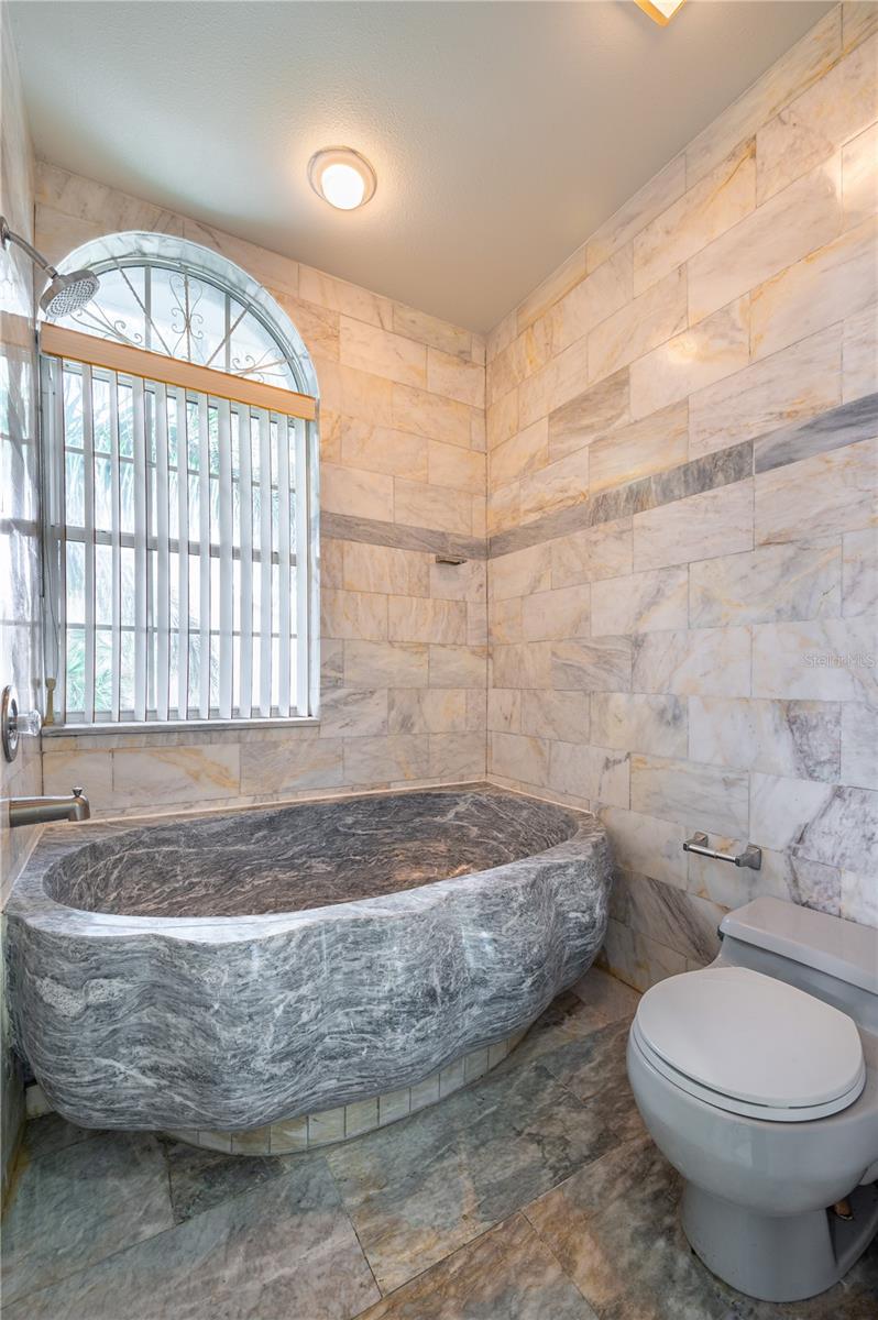 BAYWAY ISLES - Residential