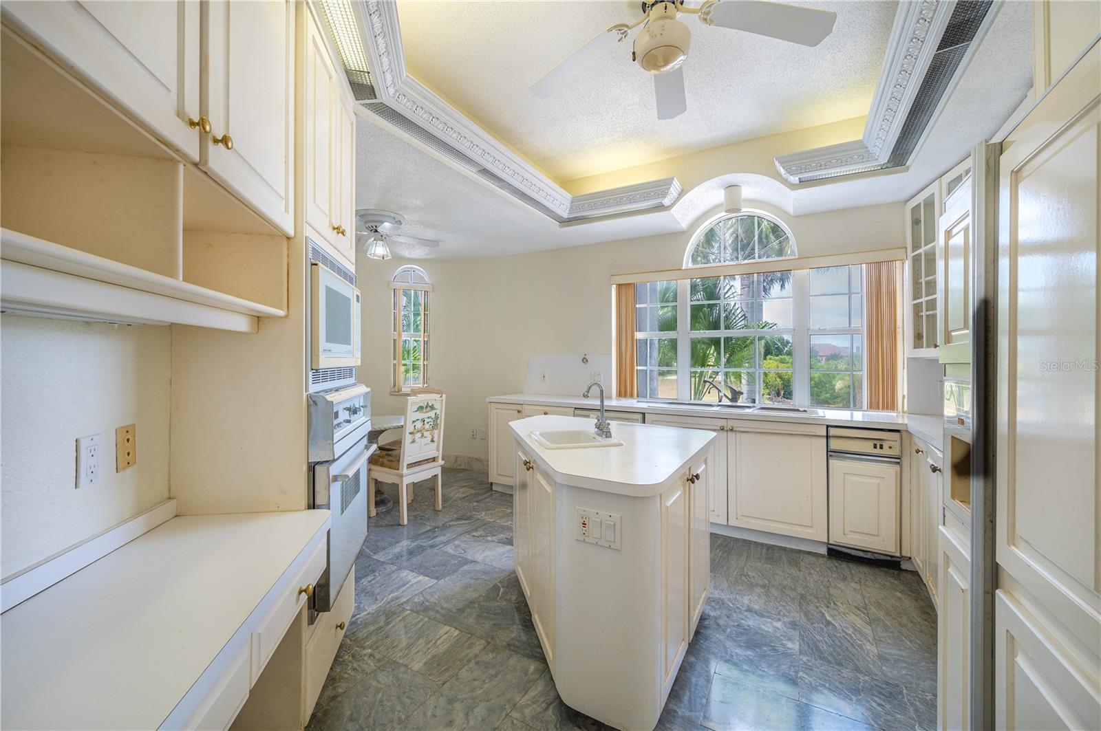 BAYWAY ISLES - Residential