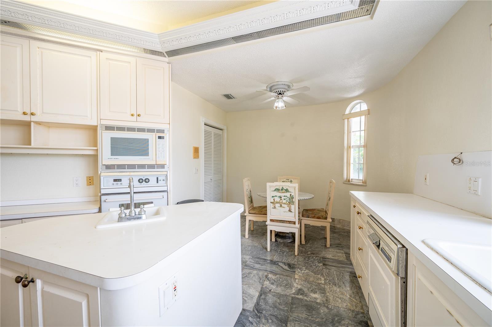 BAYWAY ISLES - Residential