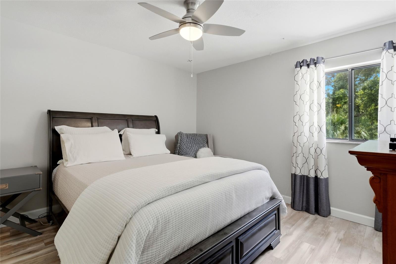 MEADOWOOD CONDO VILLAGE - Residential