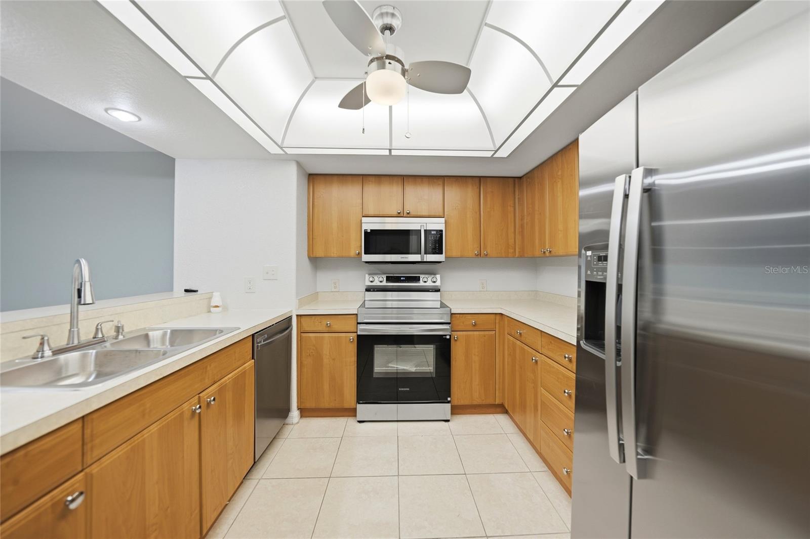 BANYAN POINT PH 03 - Residential