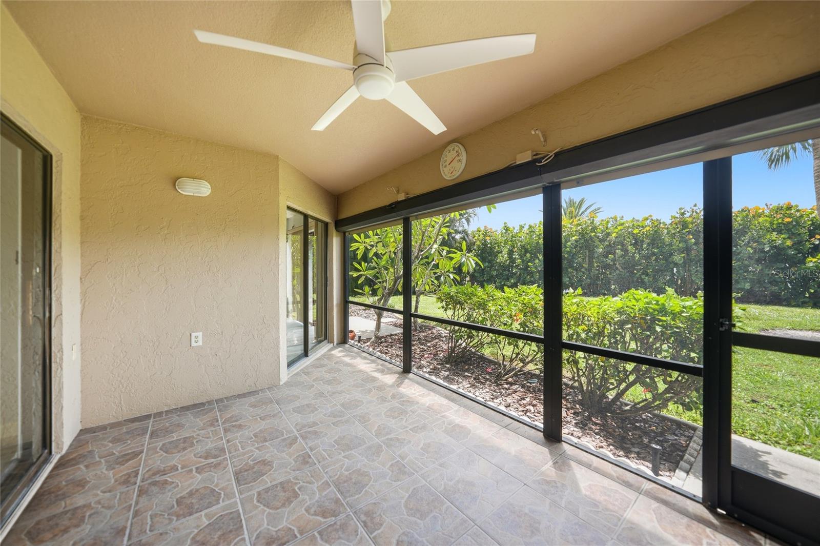 BANYAN POINT PH 03 - Residential