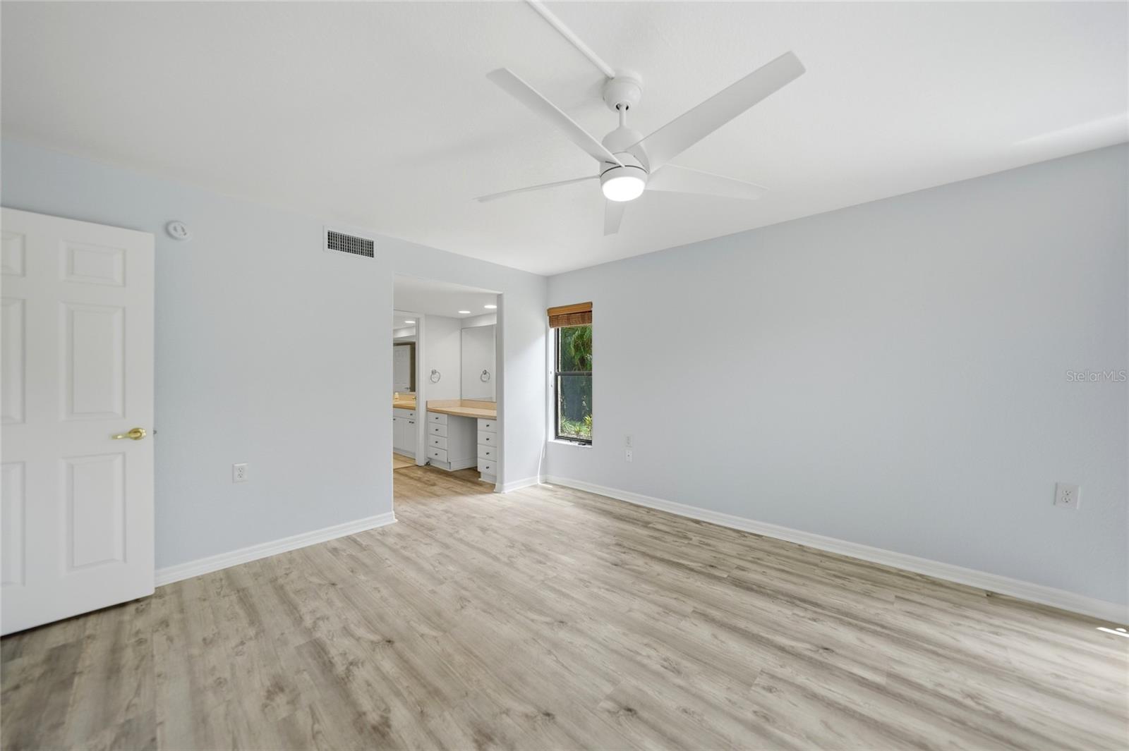 BANYAN POINT PH 03 - Residential