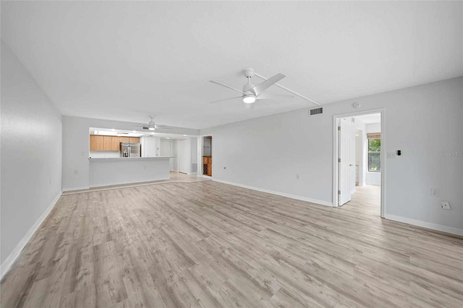 BANYAN POINT PH 03 - Residential