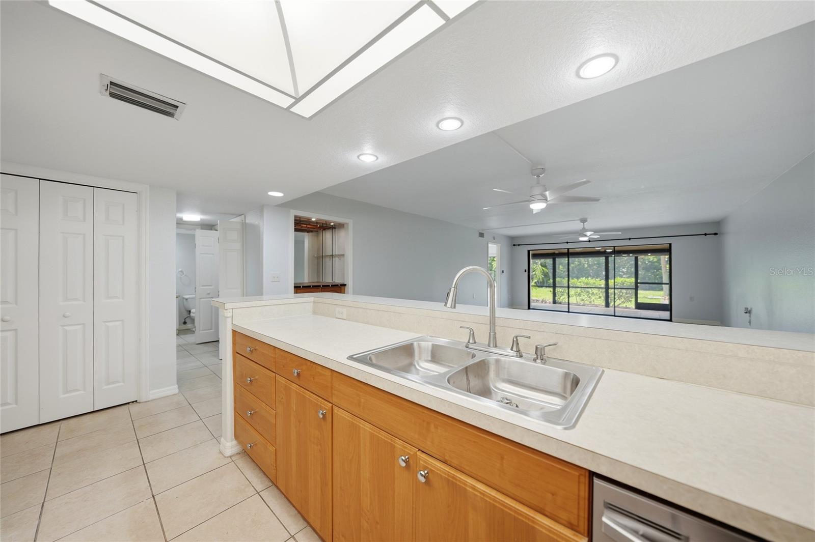 BANYAN POINT PH 03 - Residential