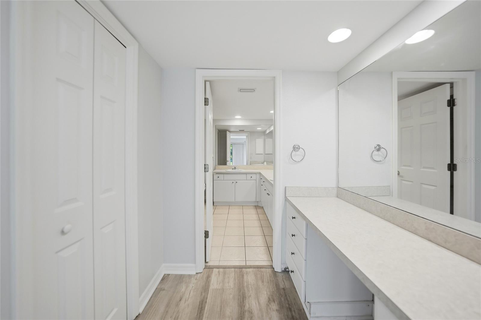 BANYAN POINT PH 03 - Residential