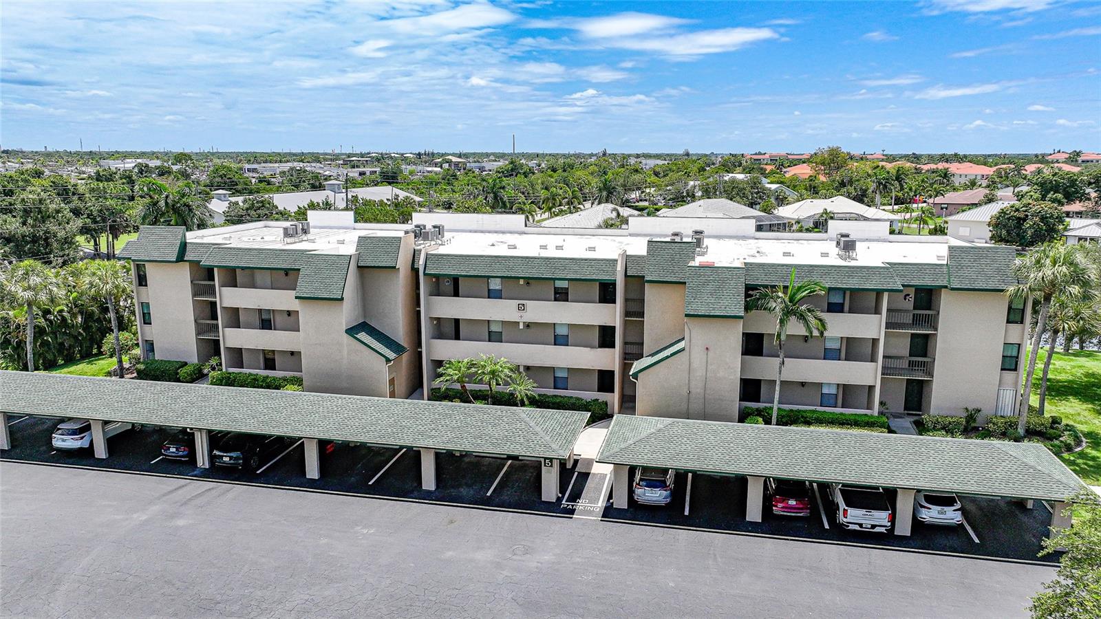 BANYAN POINT PH 03 - Residential