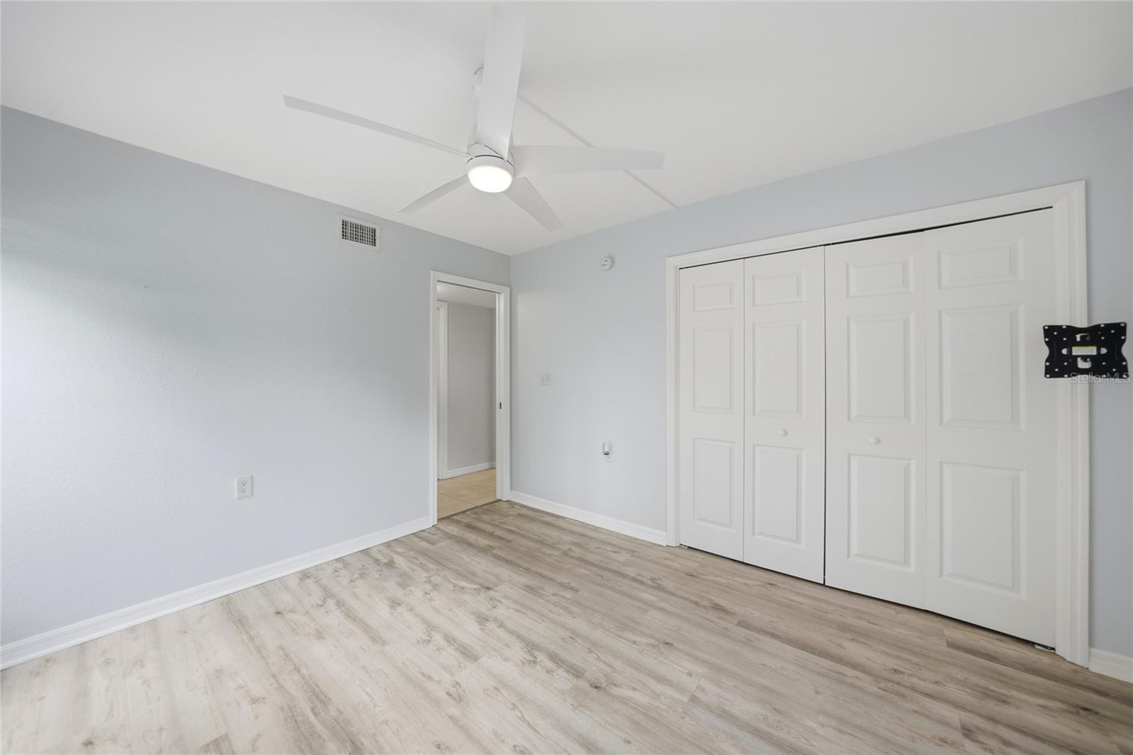 BANYAN POINT PH 03 - Residential
