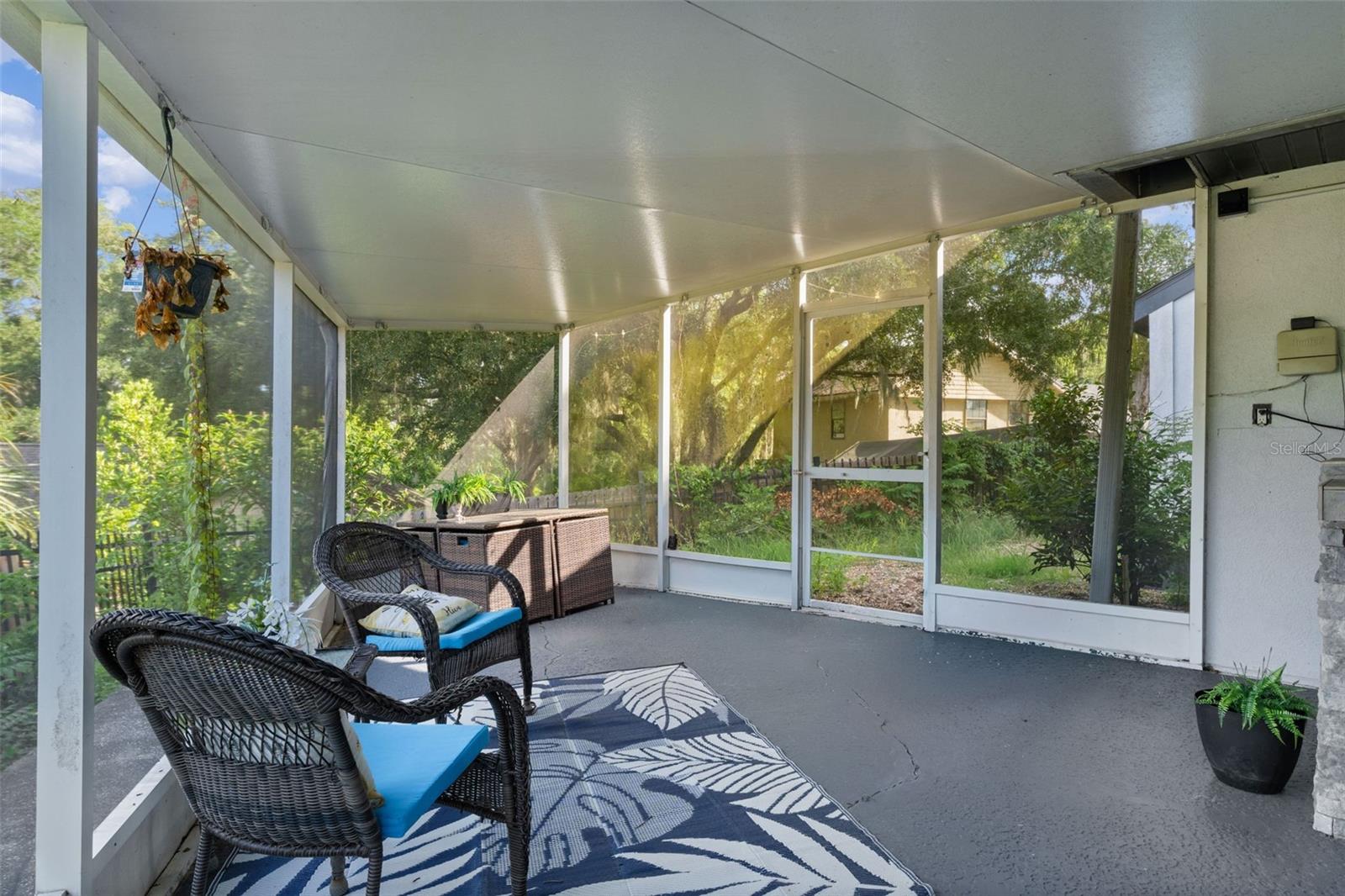 VALENCIA TERRACE - Residential