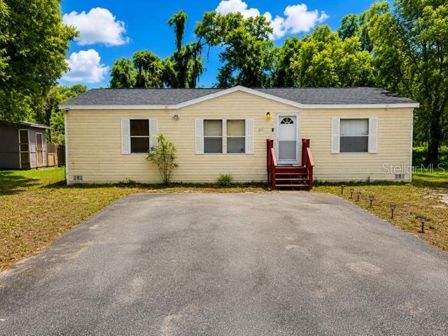 MOON LAKE ESTATES - Residential