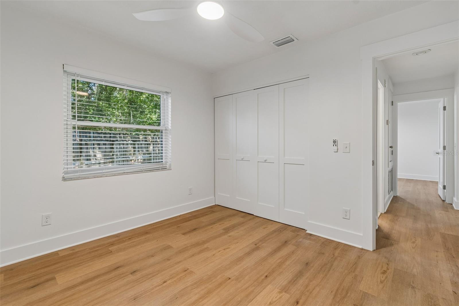 COUNTRY PLACE WEST UNIT V - Residential