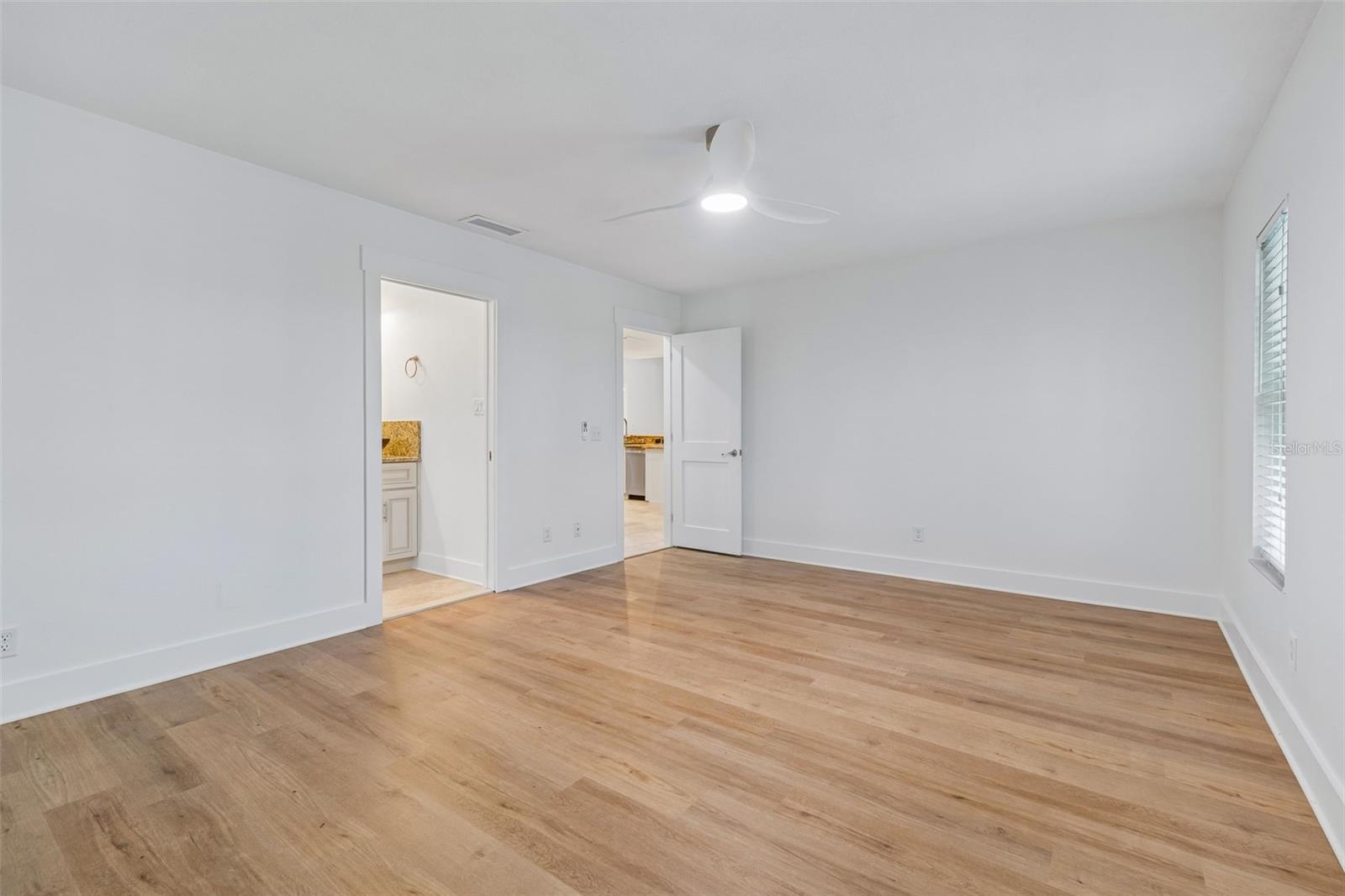 COUNTRY PLACE WEST UNIT V - Residential