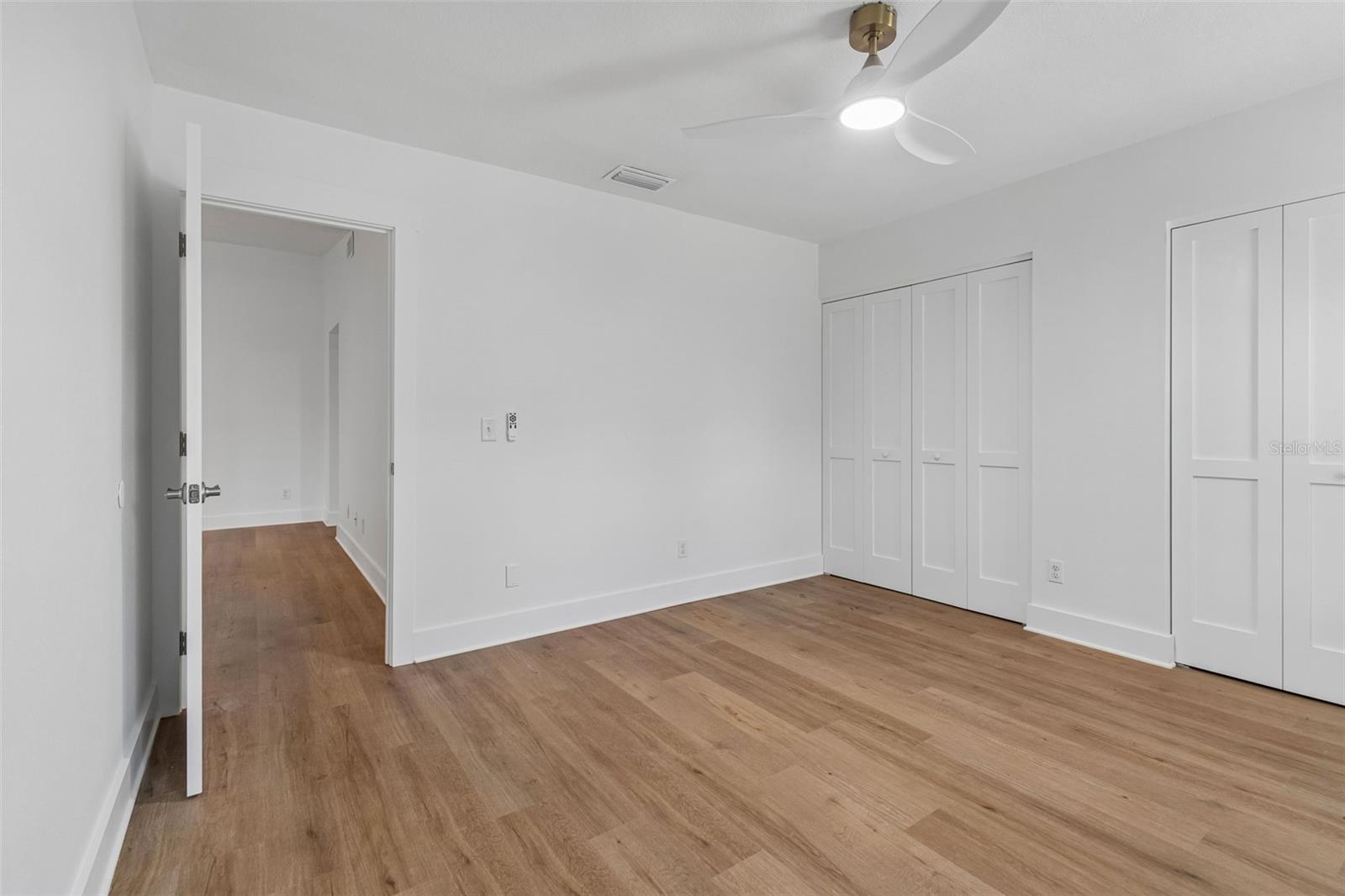 COUNTRY PLACE WEST UNIT V - Residential