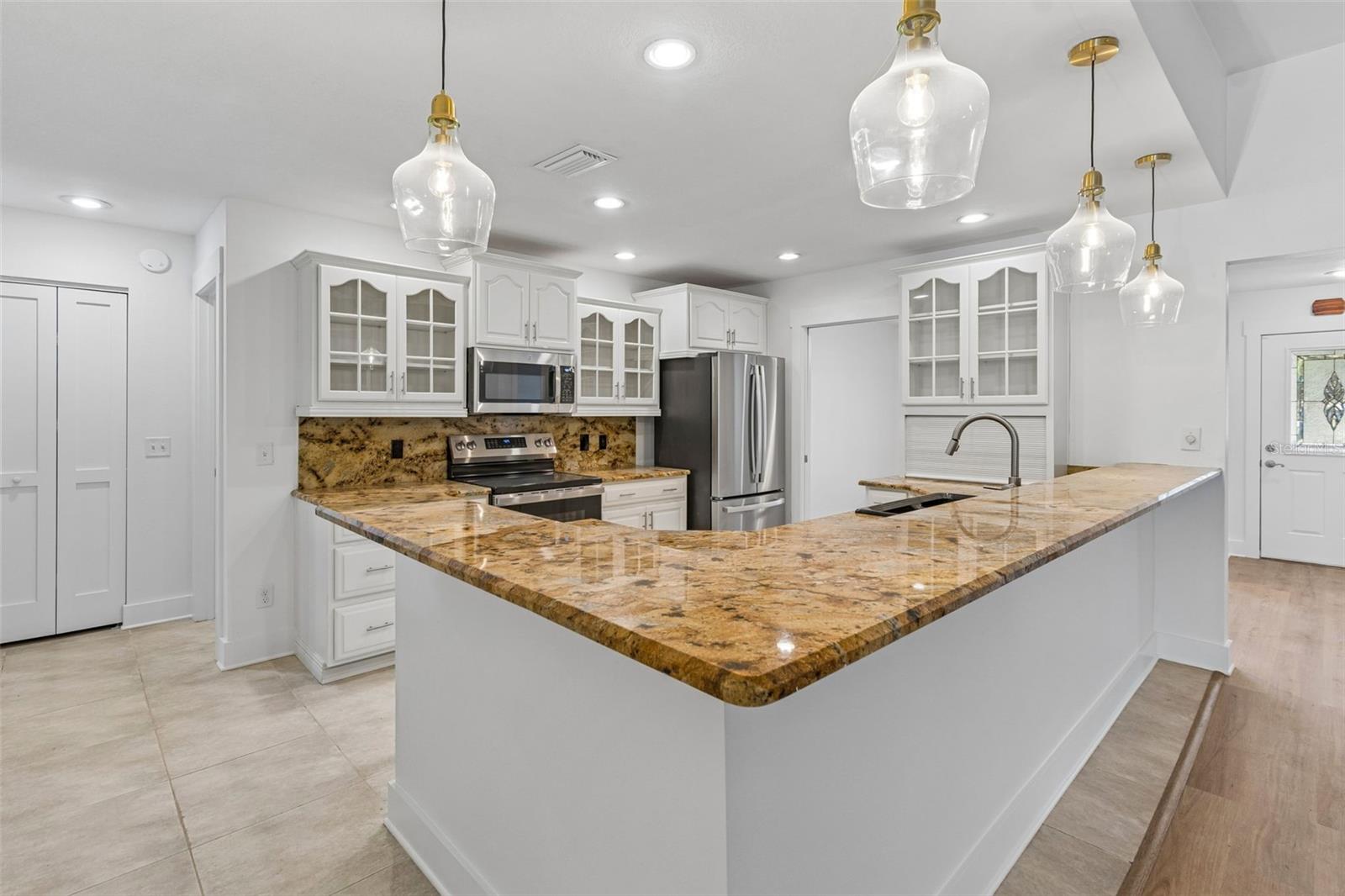 COUNTRY PLACE WEST UNIT V - Residential