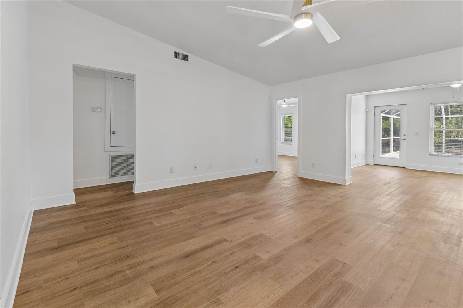 COUNTRY PLACE WEST UNIT V - Residential