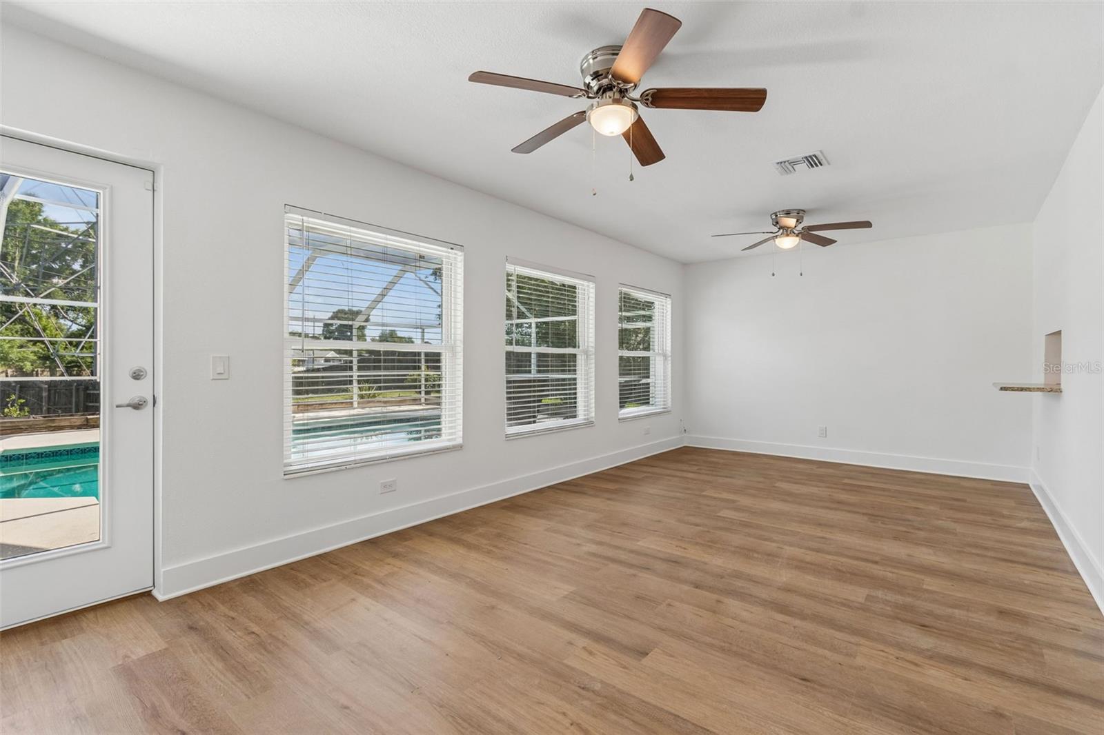 COUNTRY PLACE WEST UNIT V - Residential