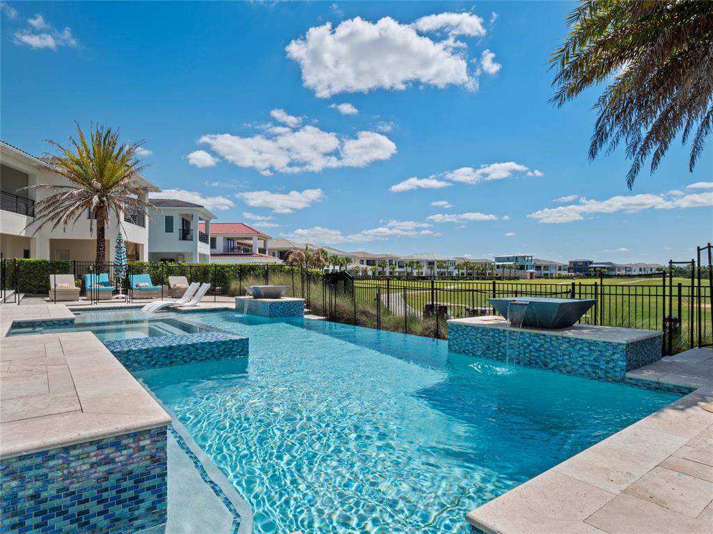 REUNION WEST FAIRWAYS 17 & 18 - Residential