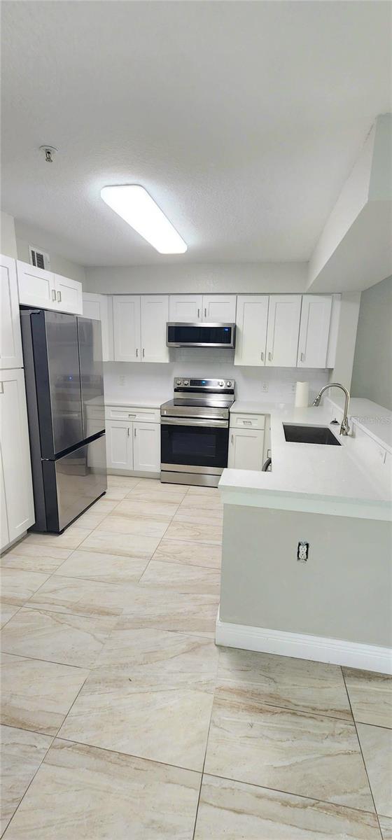AUDUBON VLS/HUNTERS CRK CONDO - Residential