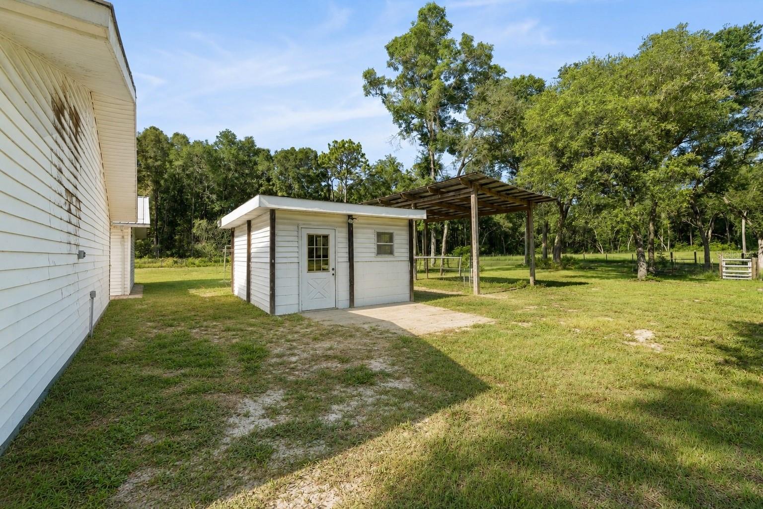 MANATEE FARMS ESTATE 1 - Residential