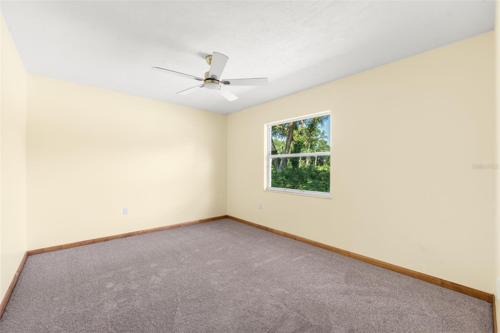 MANATEE FARMS ESTATE 1 - Residential