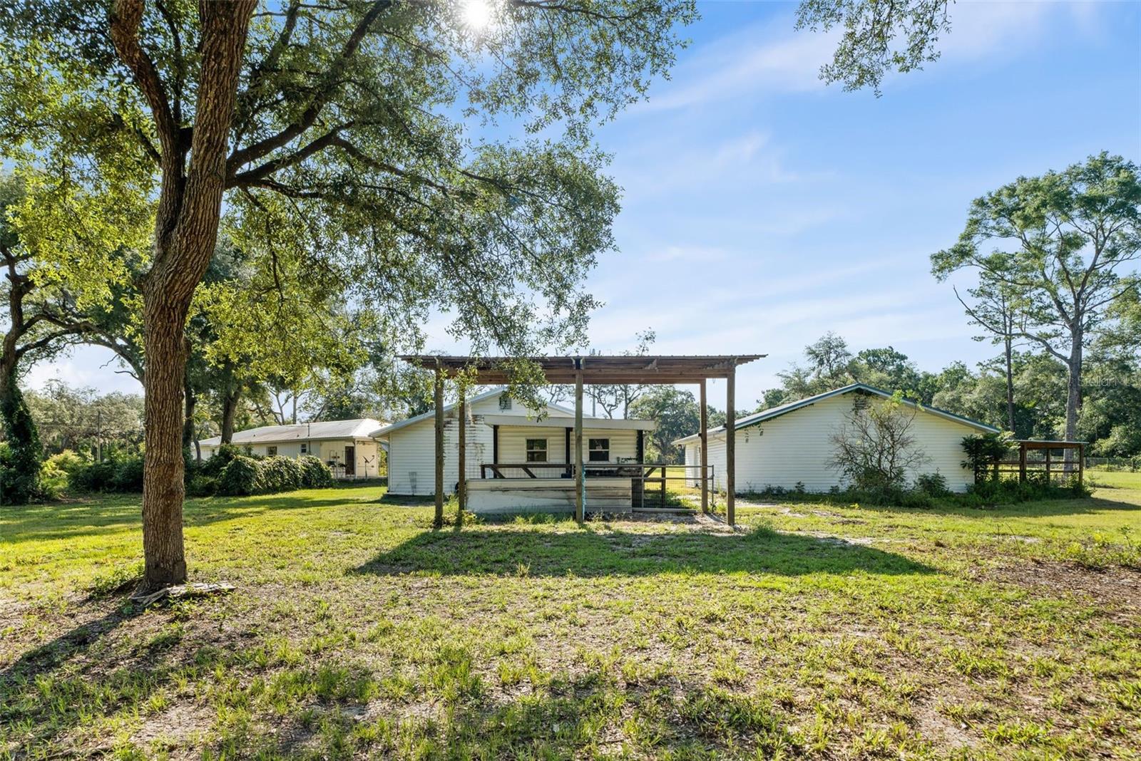 MANATEE FARMS ESTATE 1 - Residential