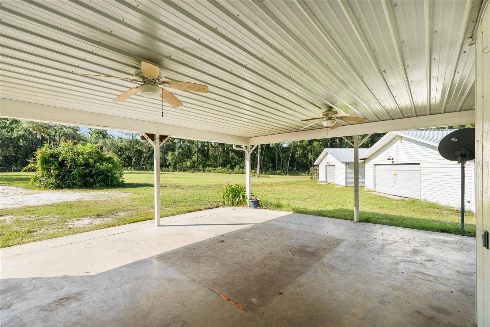 MANATEE FARMS ESTATE 1 - Residential