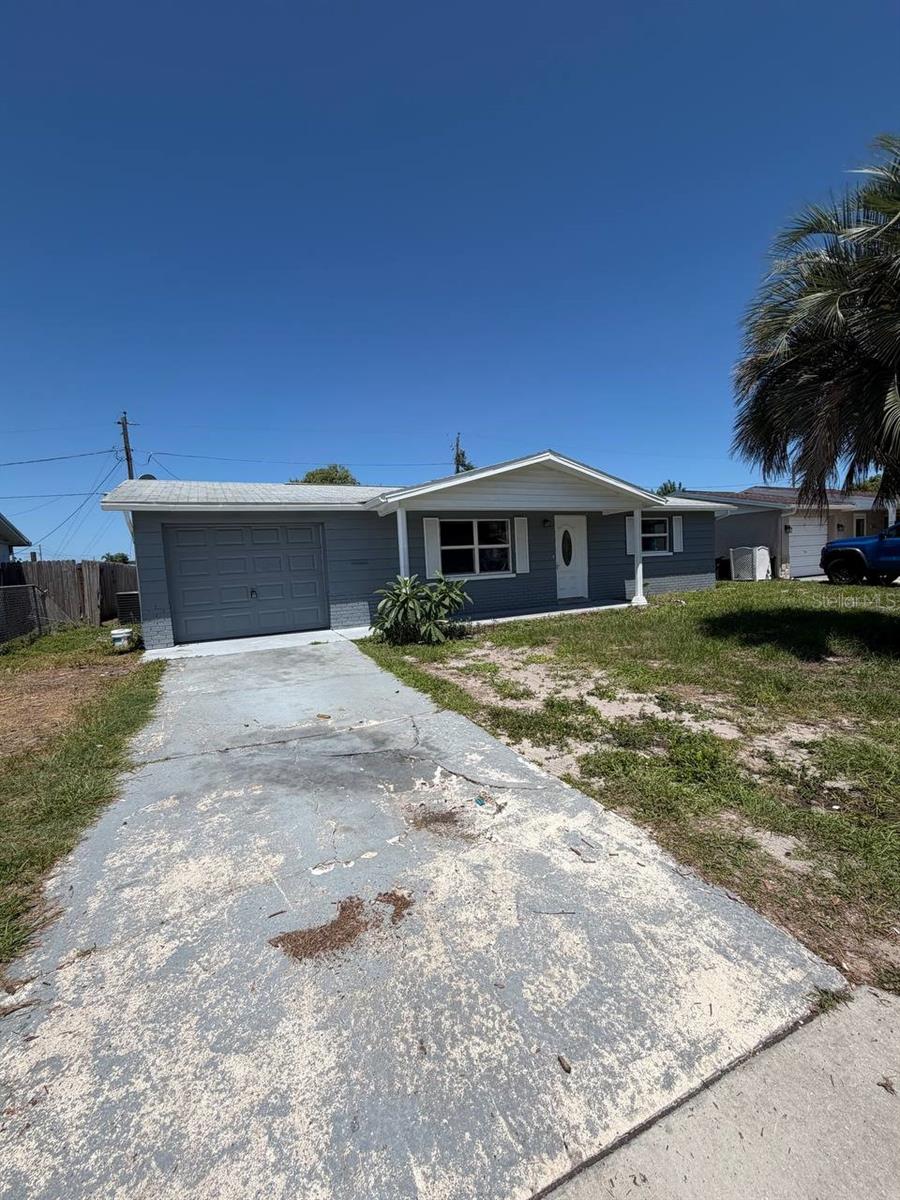 COLONIAL MANOR - Residential Lease
