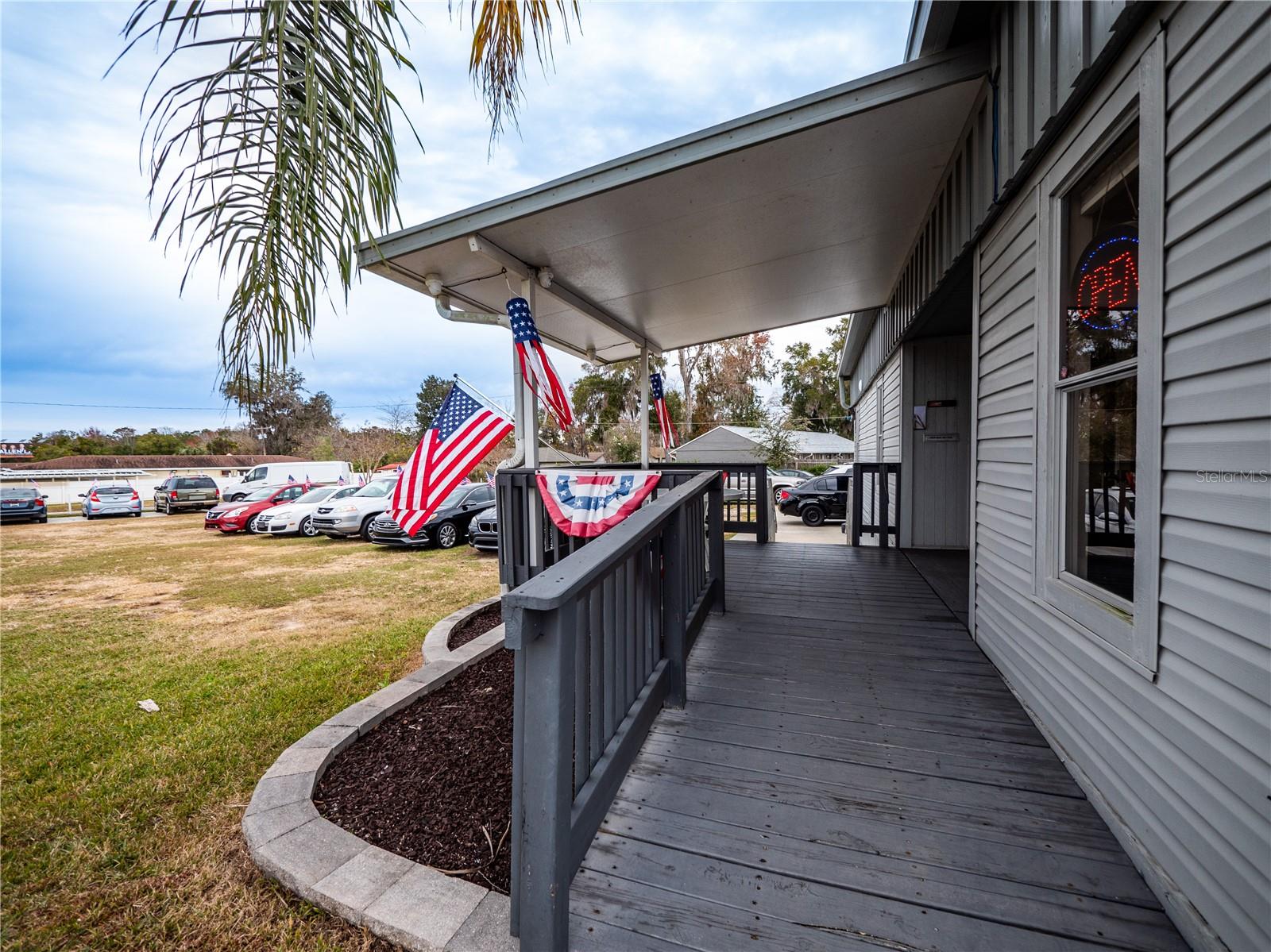 SOUTHWOOD - Commercial Sale