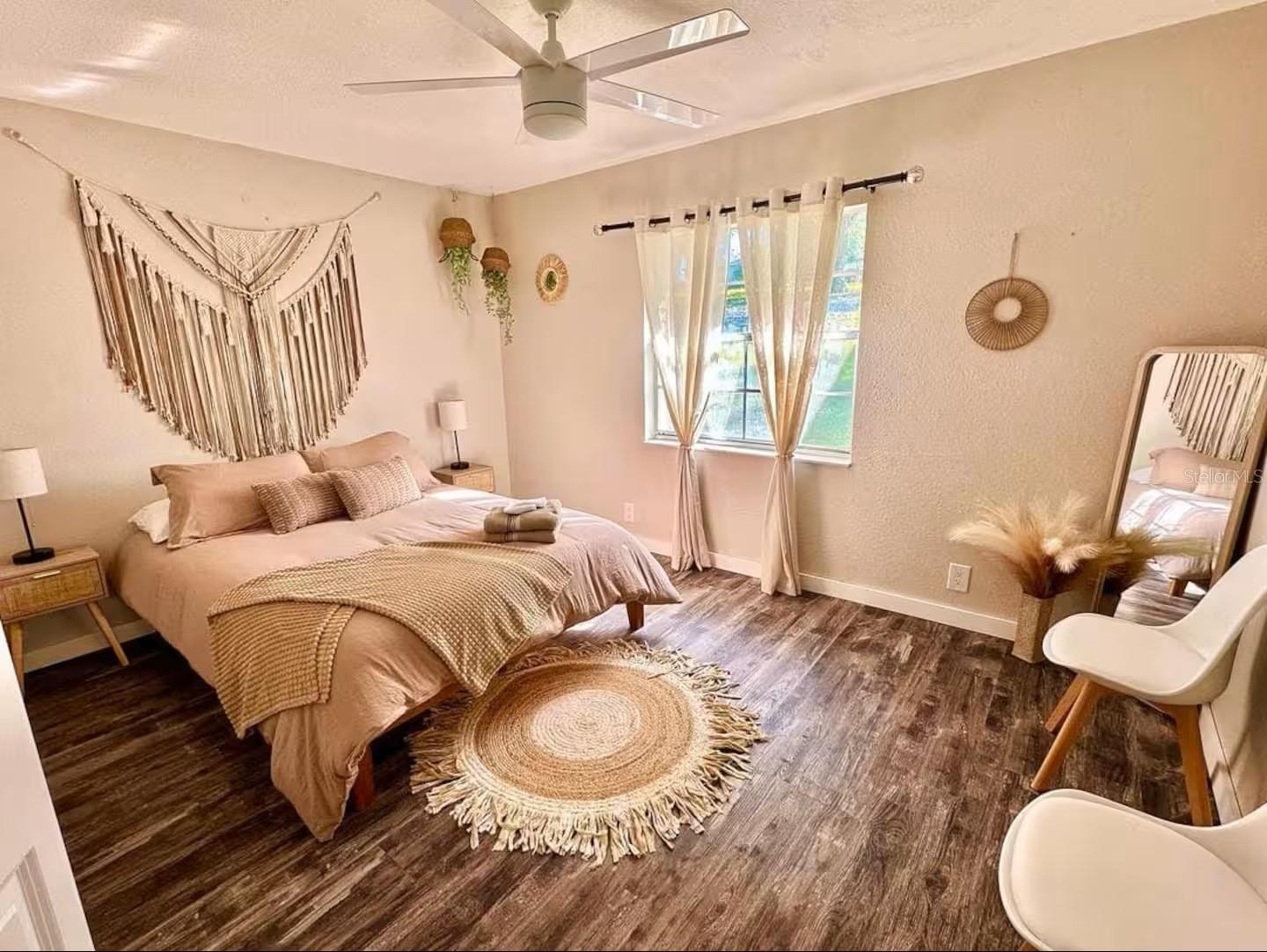 LAKE RING - Residential