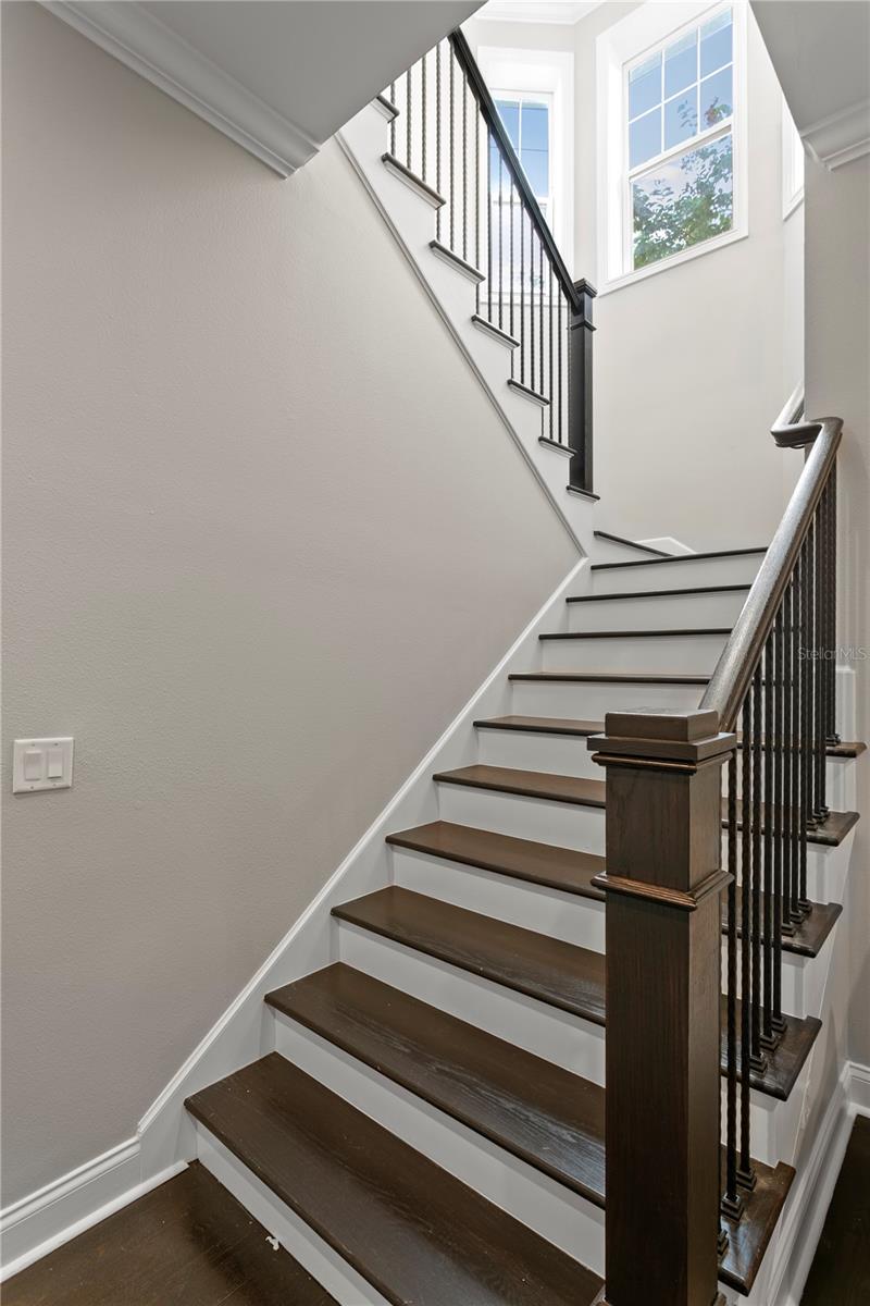 WEST SHORE CREST - Residential