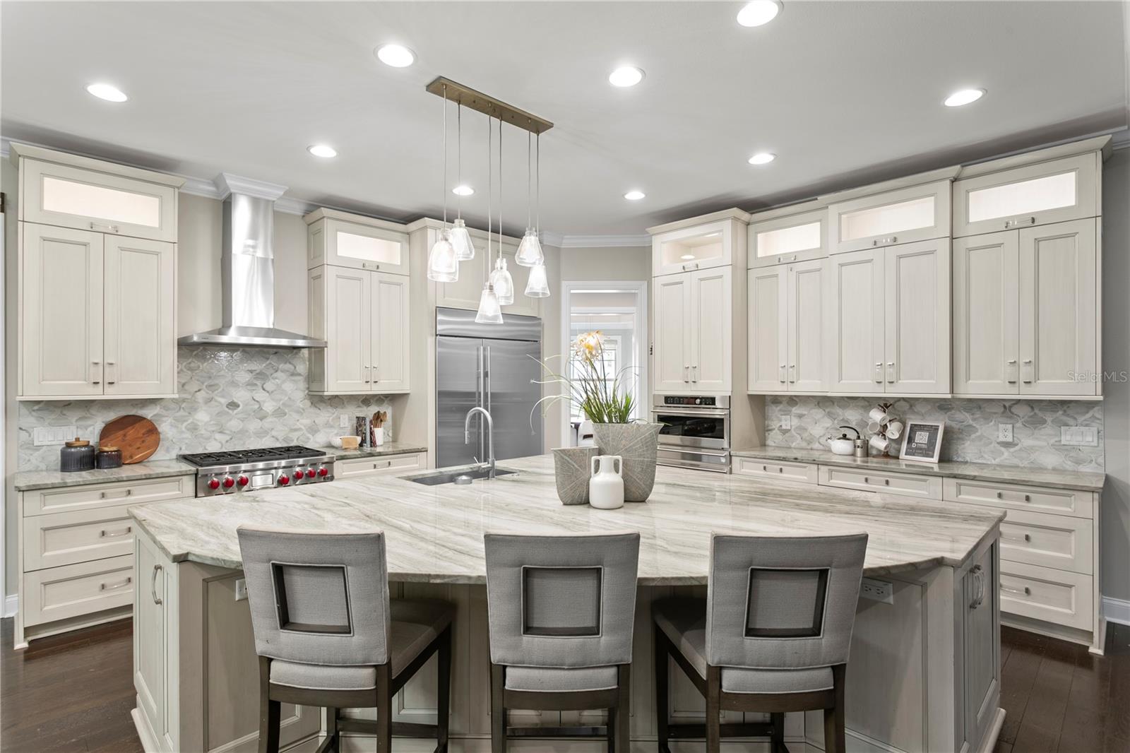 WEST SHORE CREST - Residential