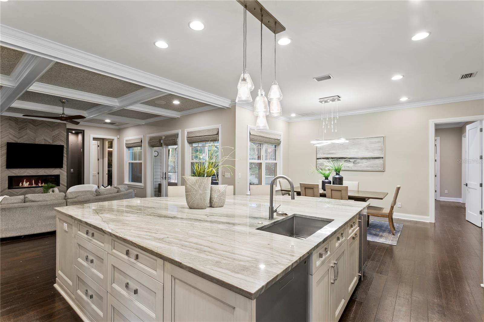WEST SHORE CREST - Residential