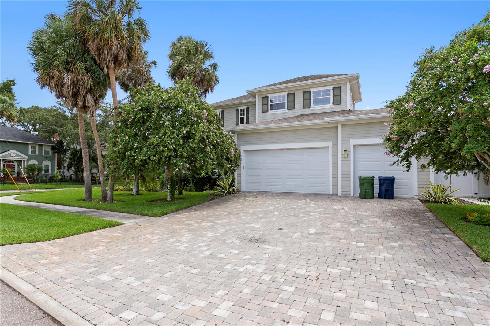 WEST SHORE CREST - Residential