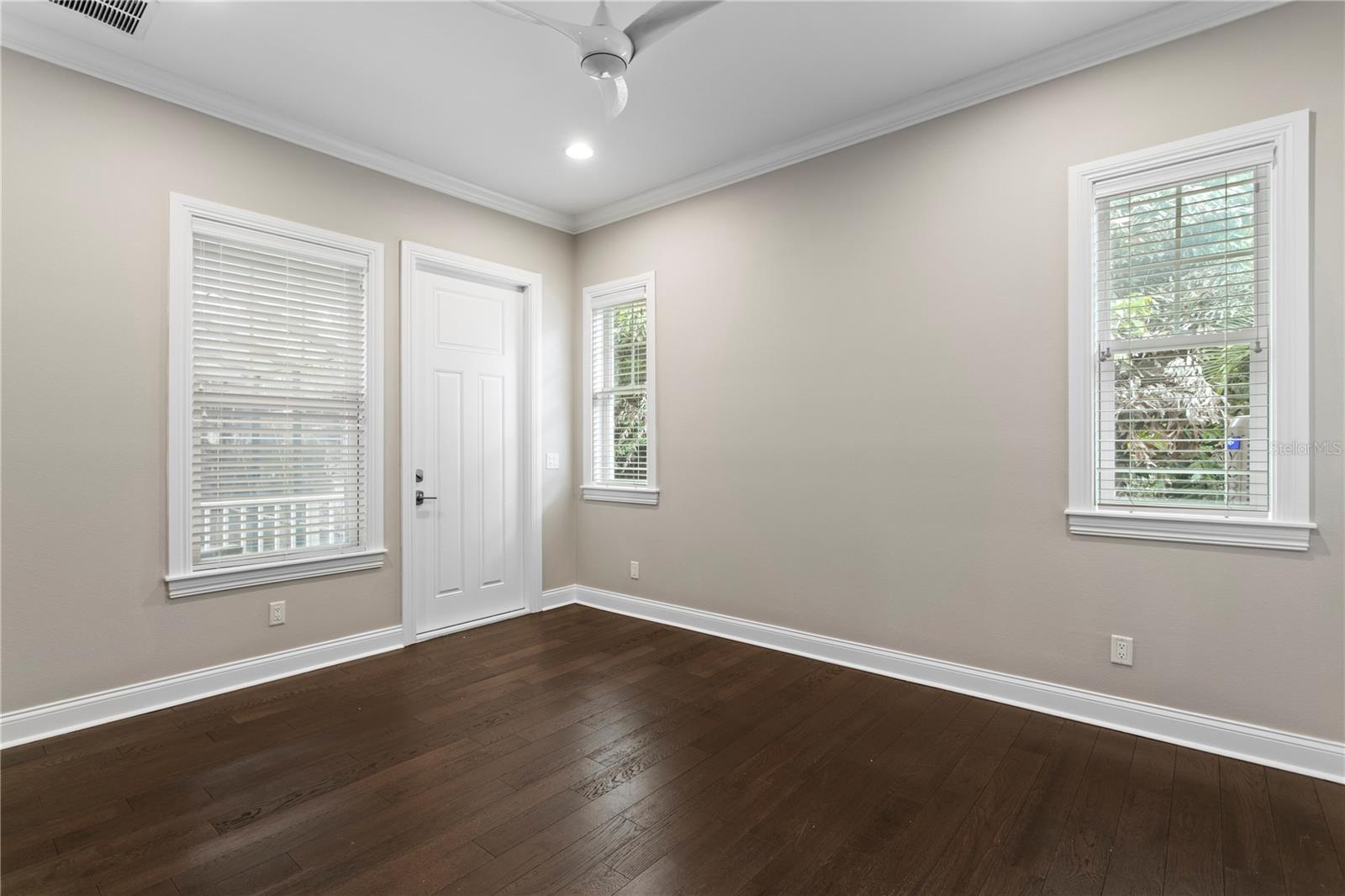 WEST SHORE CREST - Residential