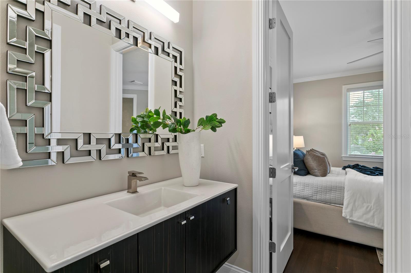 WEST SHORE CREST - Residential