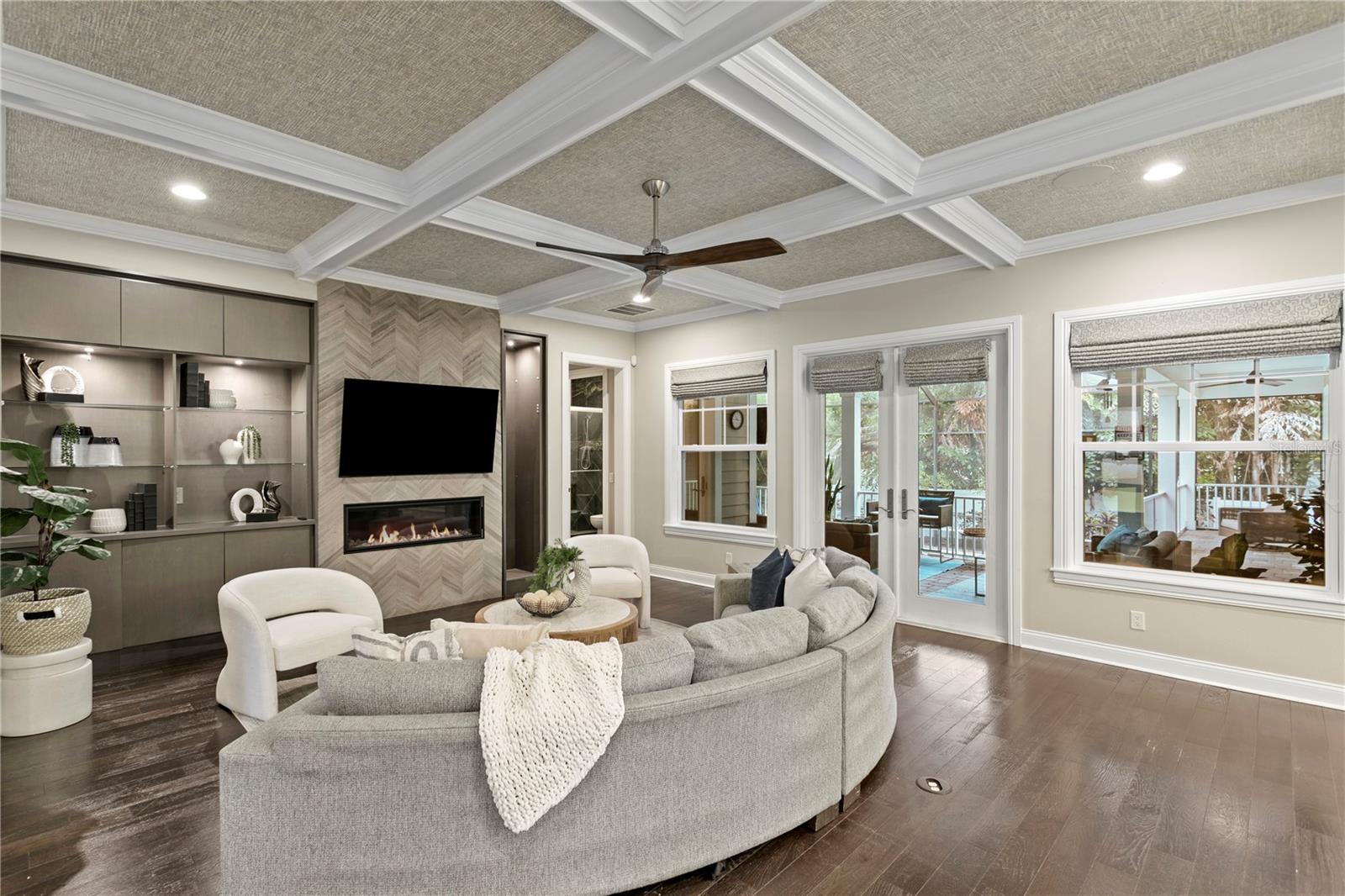 WEST SHORE CREST - Residential