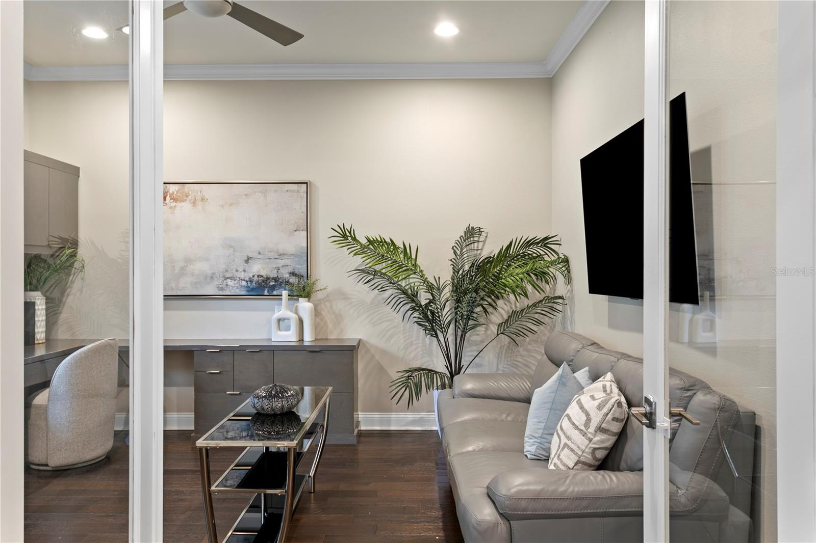 WEST SHORE CREST - Residential