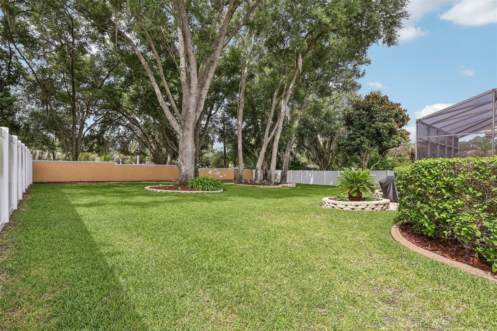 BLUE LAKE ESTATES - Residential