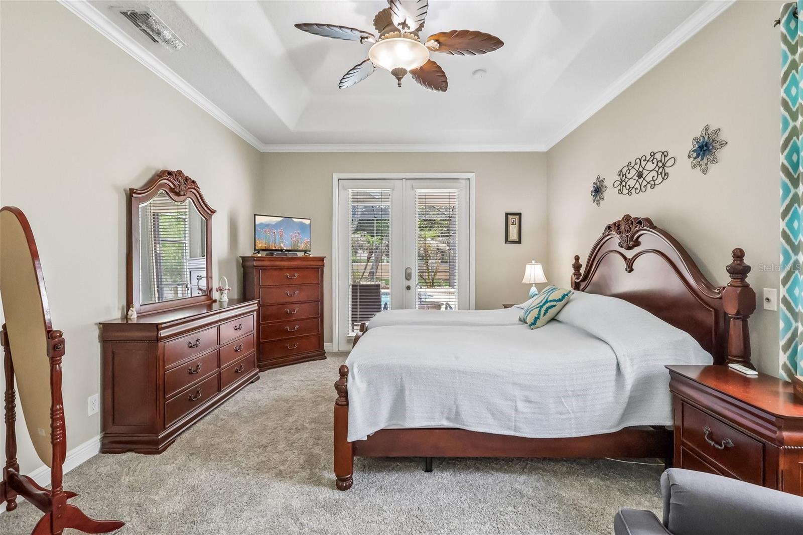 BLUE LAKE ESTATES - Residential