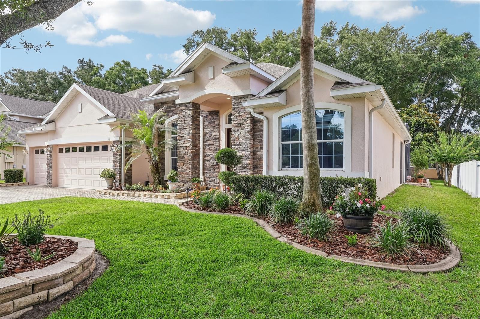 BLUE LAKE ESTATES - Residential