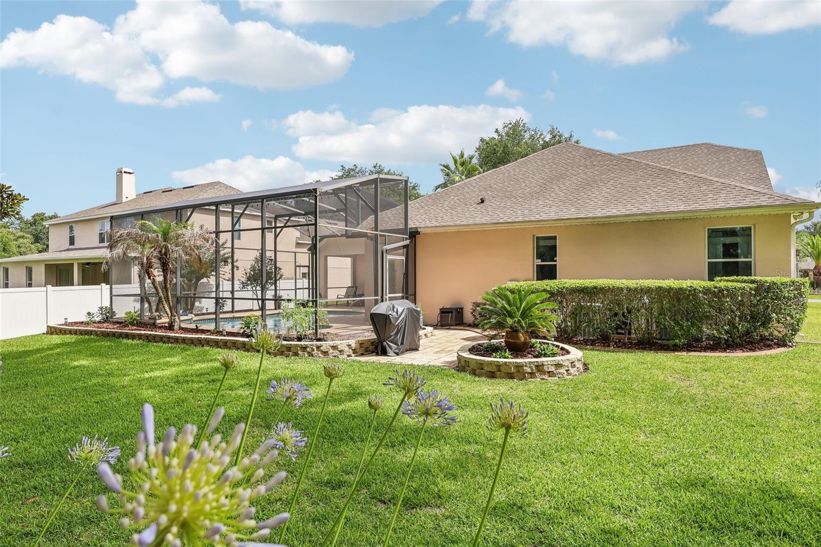 BLUE LAKE ESTATES - Residential