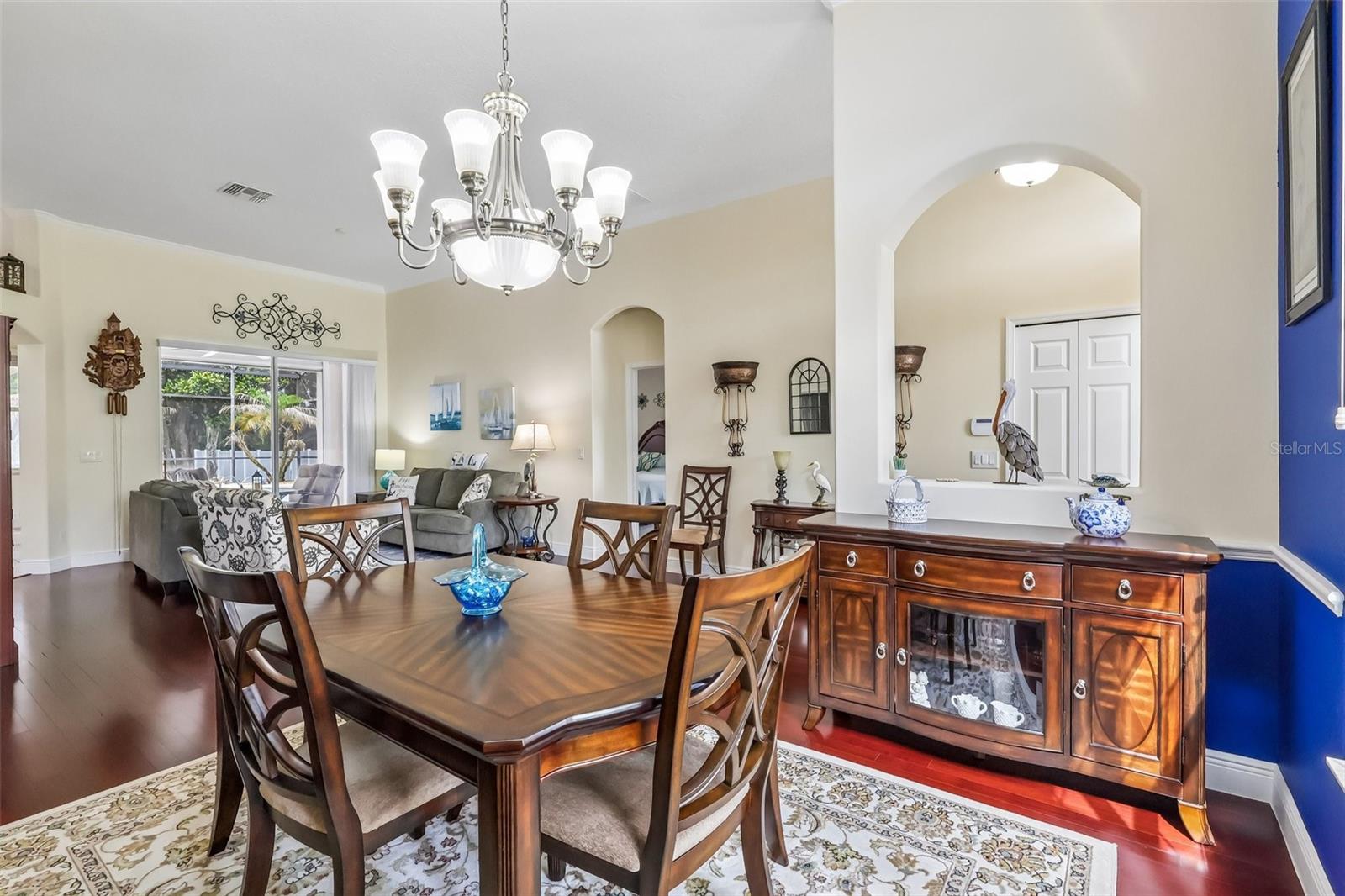 BLUE LAKE ESTATES - Residential