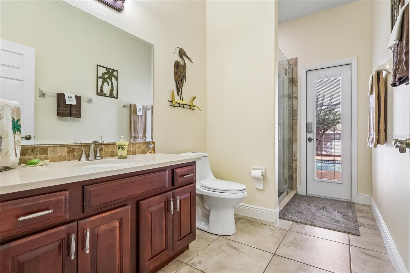 BLUE LAKE ESTATES - Residential