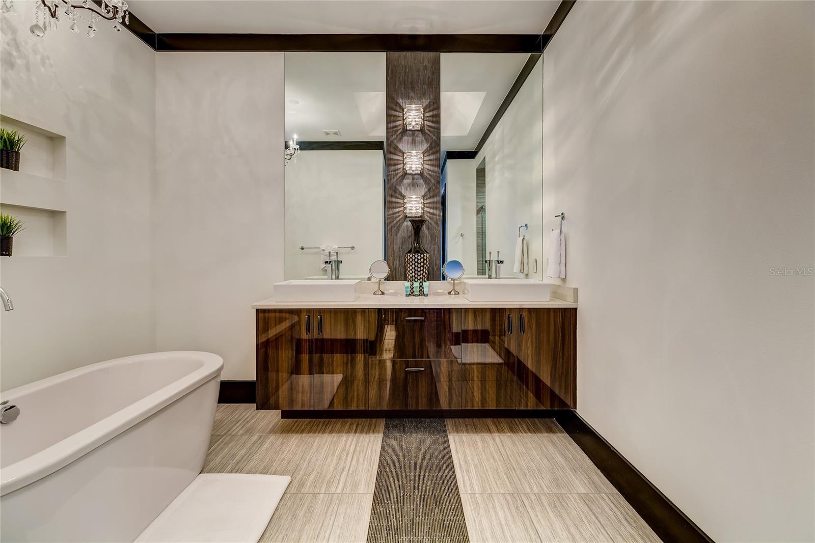 REUNION WEST VILLAGE 3B - Residential