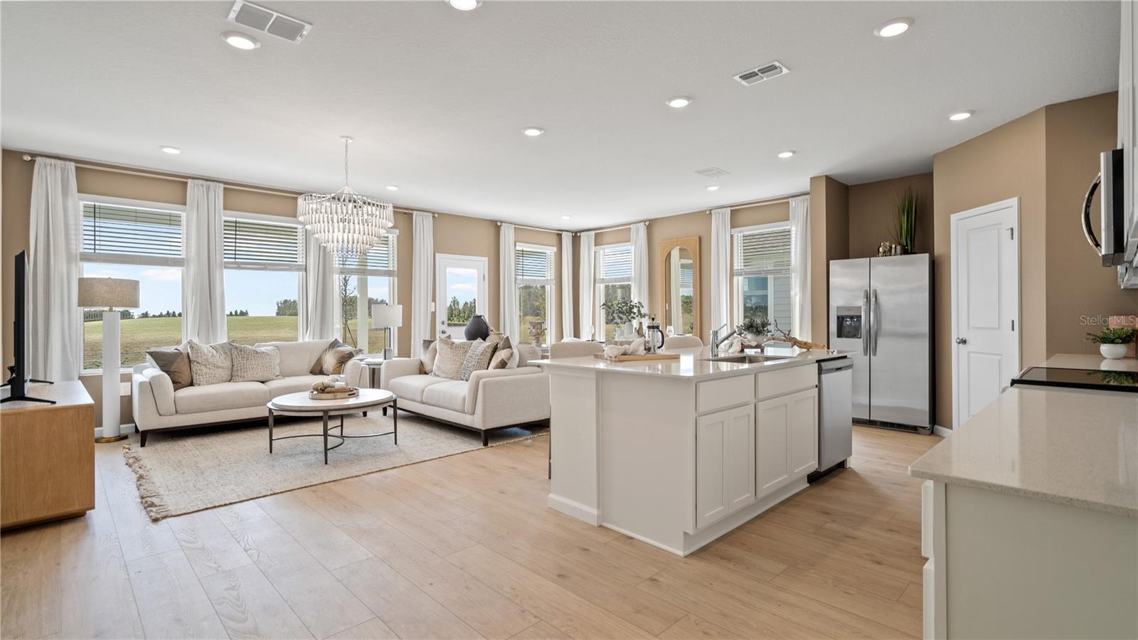 WELLNESS WAY 50S - Residential