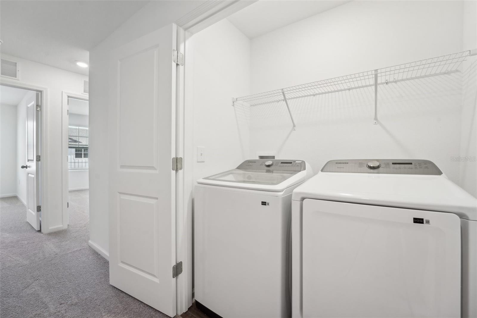 VISTA TOWNHOMES - Residential